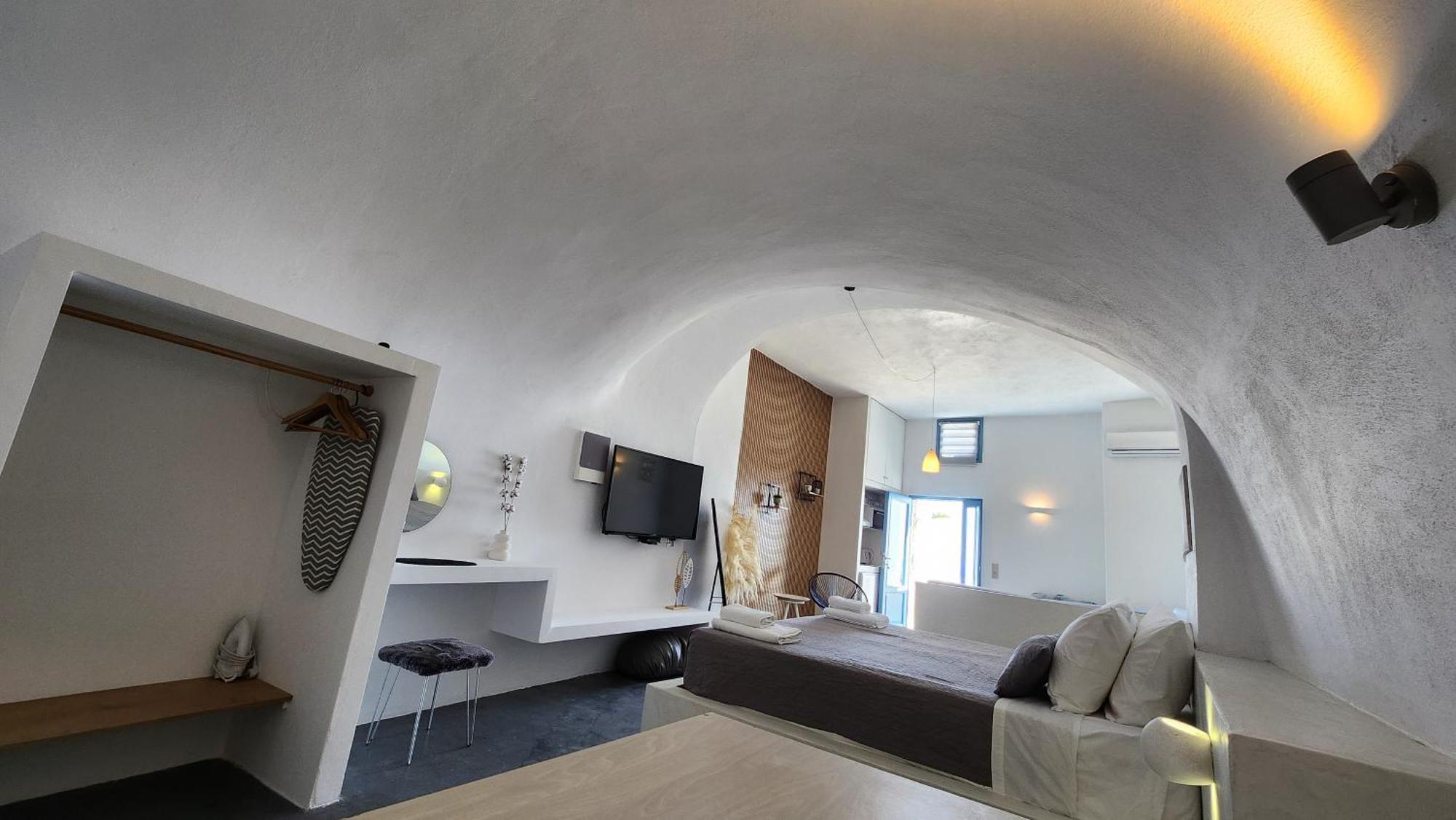 סנטוריני Euphoria Suites & Deluxe Studios מראה חיצוני תמונה