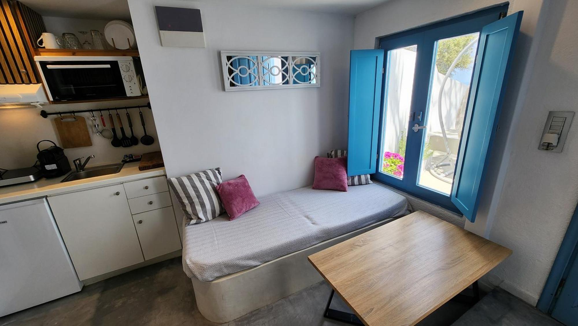 סנטוריני Euphoria Suites & Deluxe Studios מראה חיצוני תמונה
