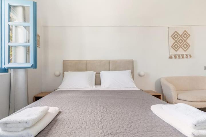 סנטוריני Euphoria Suites & Deluxe Studios מראה חיצוני תמונה