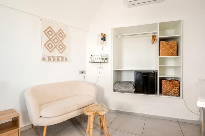סנטוריני Euphoria Suites & Deluxe Studios מראה חיצוני תמונה