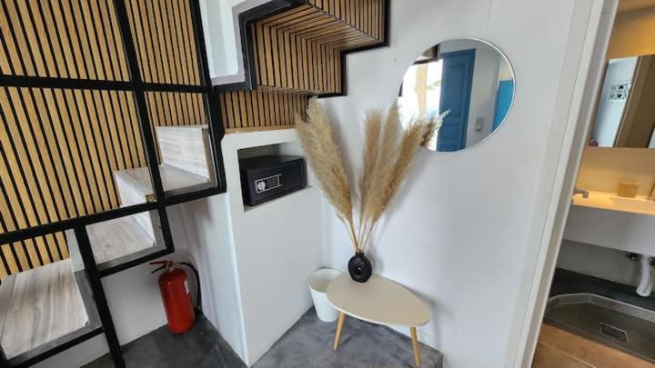 סנטוריני Euphoria Suites & Deluxe Studios מראה חיצוני תמונה